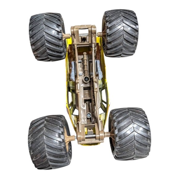 Hot Wheels Monster Jam Earth Shaker 1:24 Die Cast Truck 7" - Parts Issue - Picture 8 of 9